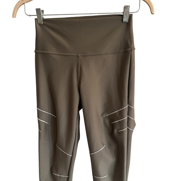 ALO Yoga High-Waist Sequence Legging in Olive Branch, Size M - Picture 5 of 9